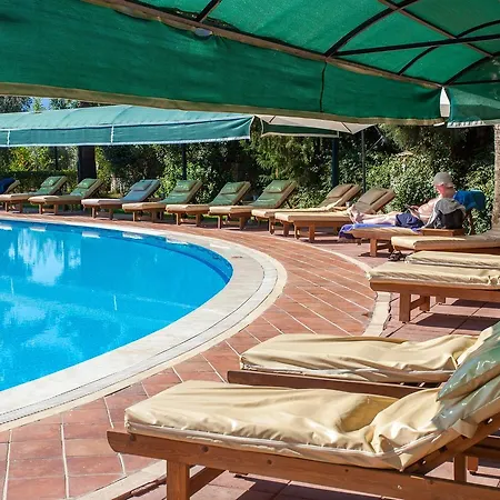 Rebin Hotel 3*