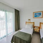 Rebin Hotel 3*